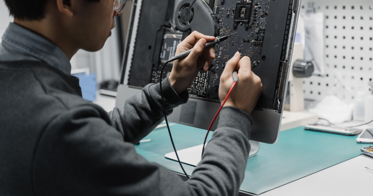 ซ่อมแซมอุปกรณ์ไฟฟ้า